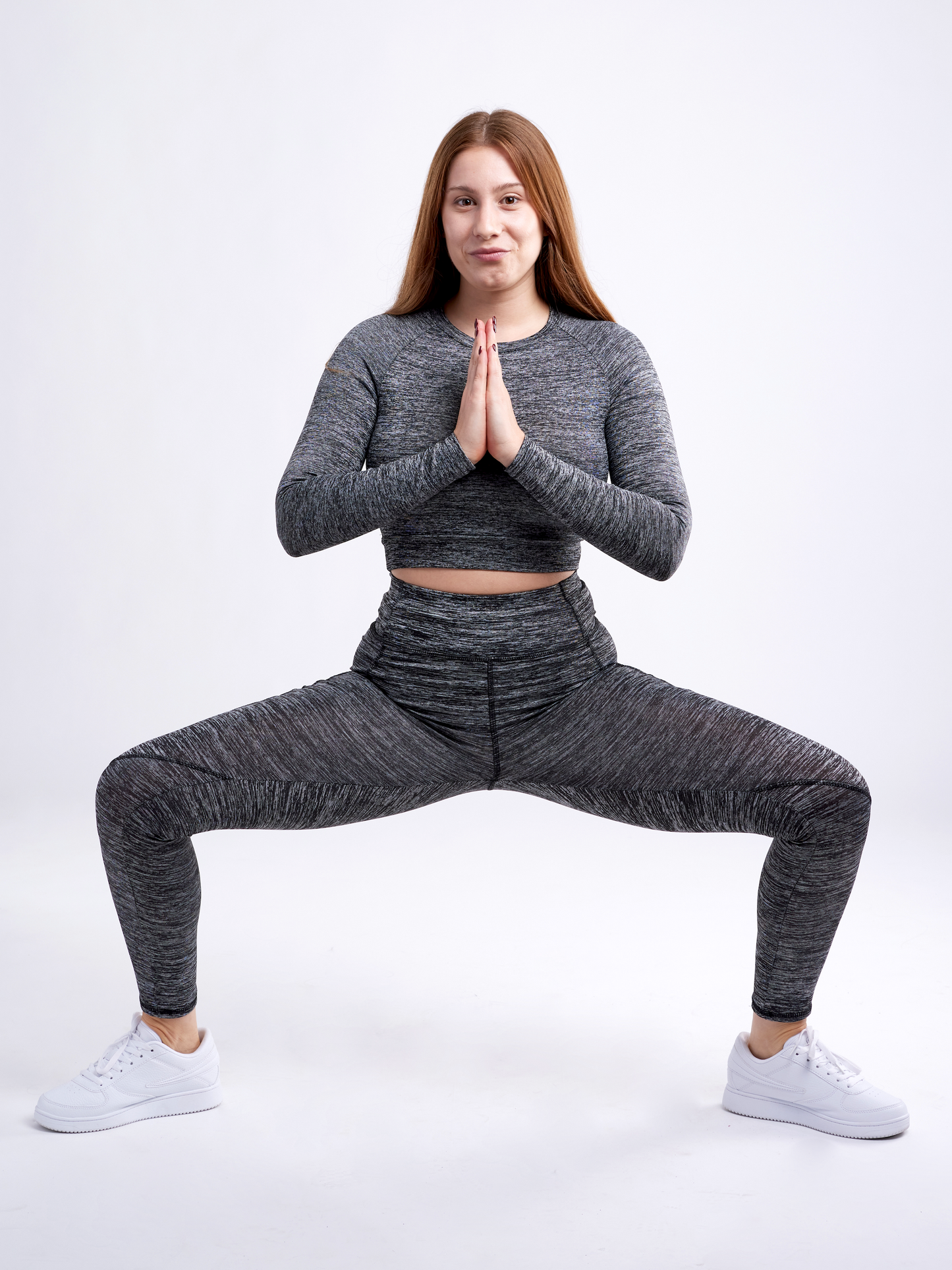 Long-Sleeve Crop Top | Women's Gym Wear - FitFlex
