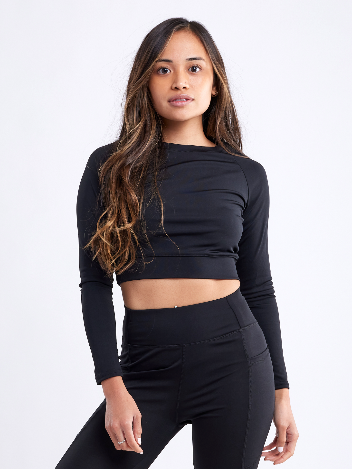Long-Sleeve Crop Top | Women's Gym Wear - FitFlex