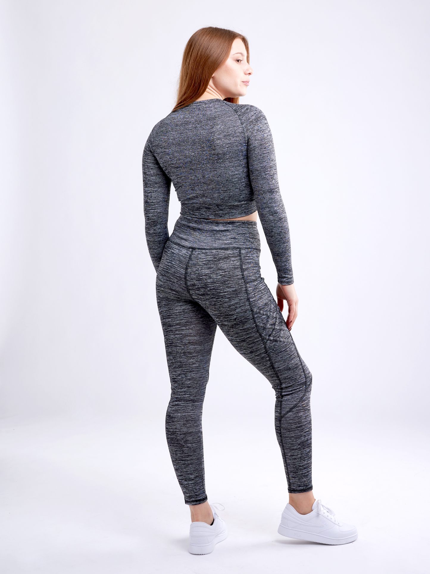 Long-Sleeve Crop Top | Women's Gym Wear - FitFlex