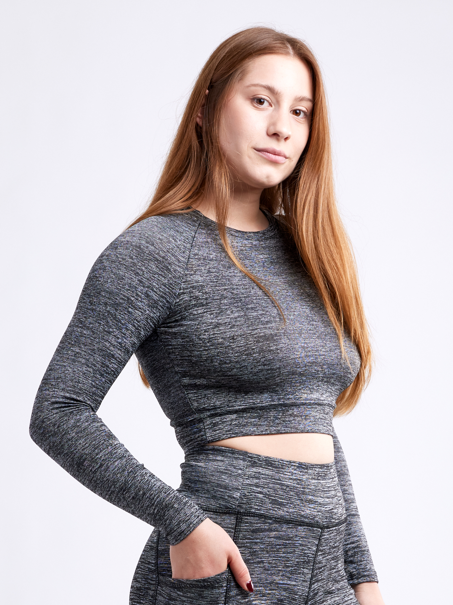 Long-Sleeve Crop Top | Women's Gym Wear - FitFlex
