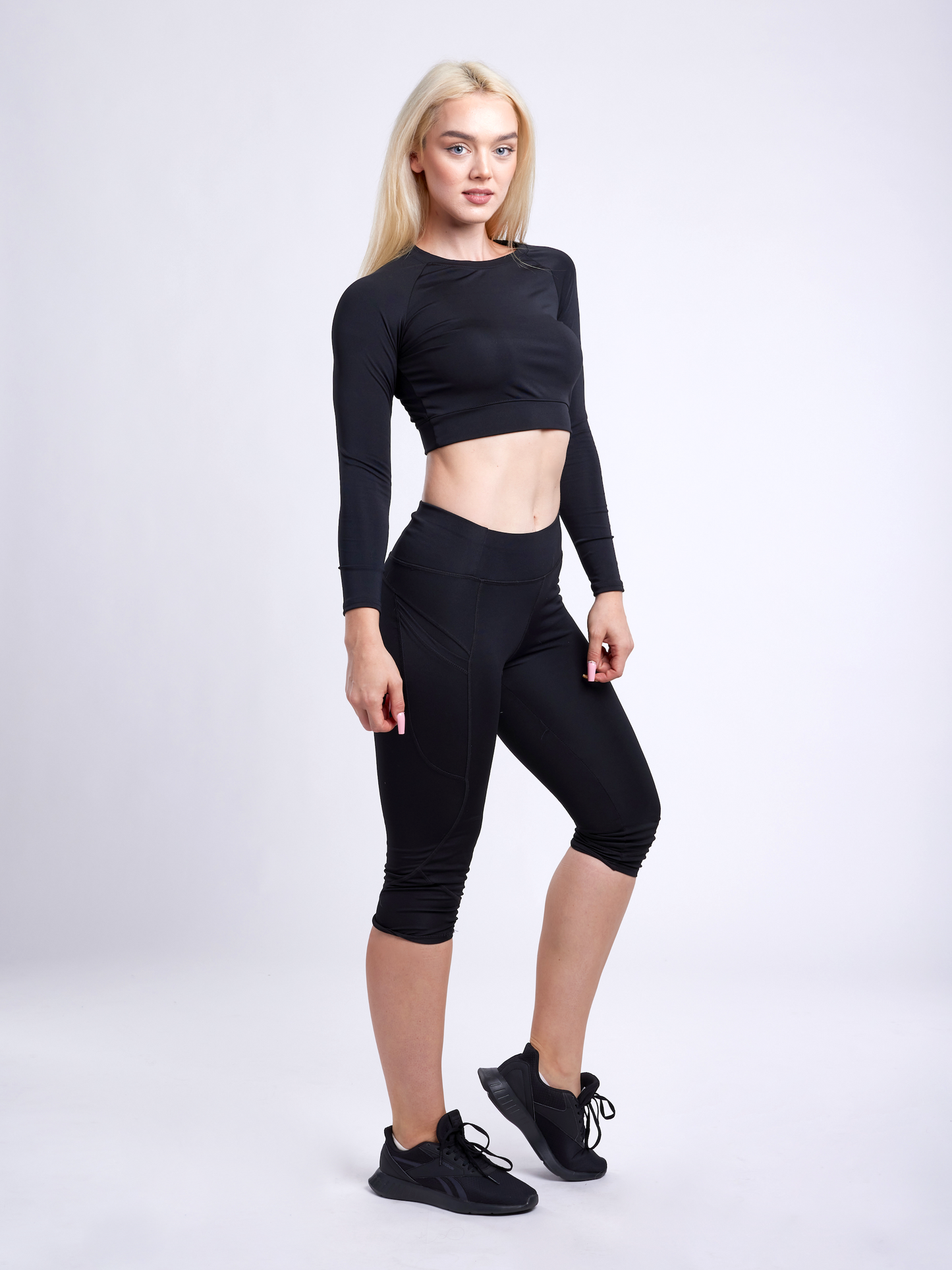 Long-Sleeve Crop Top | Women's Gym Wear - FitFlex