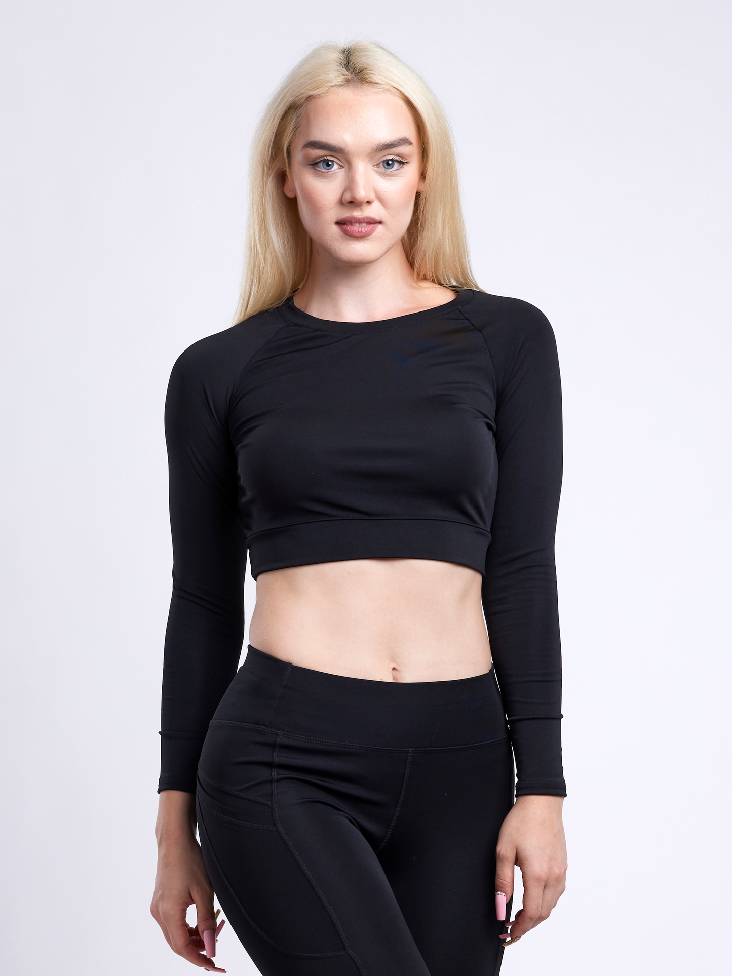 Long-Sleeve Crop Top | Women's Gym Wear - FitFlex