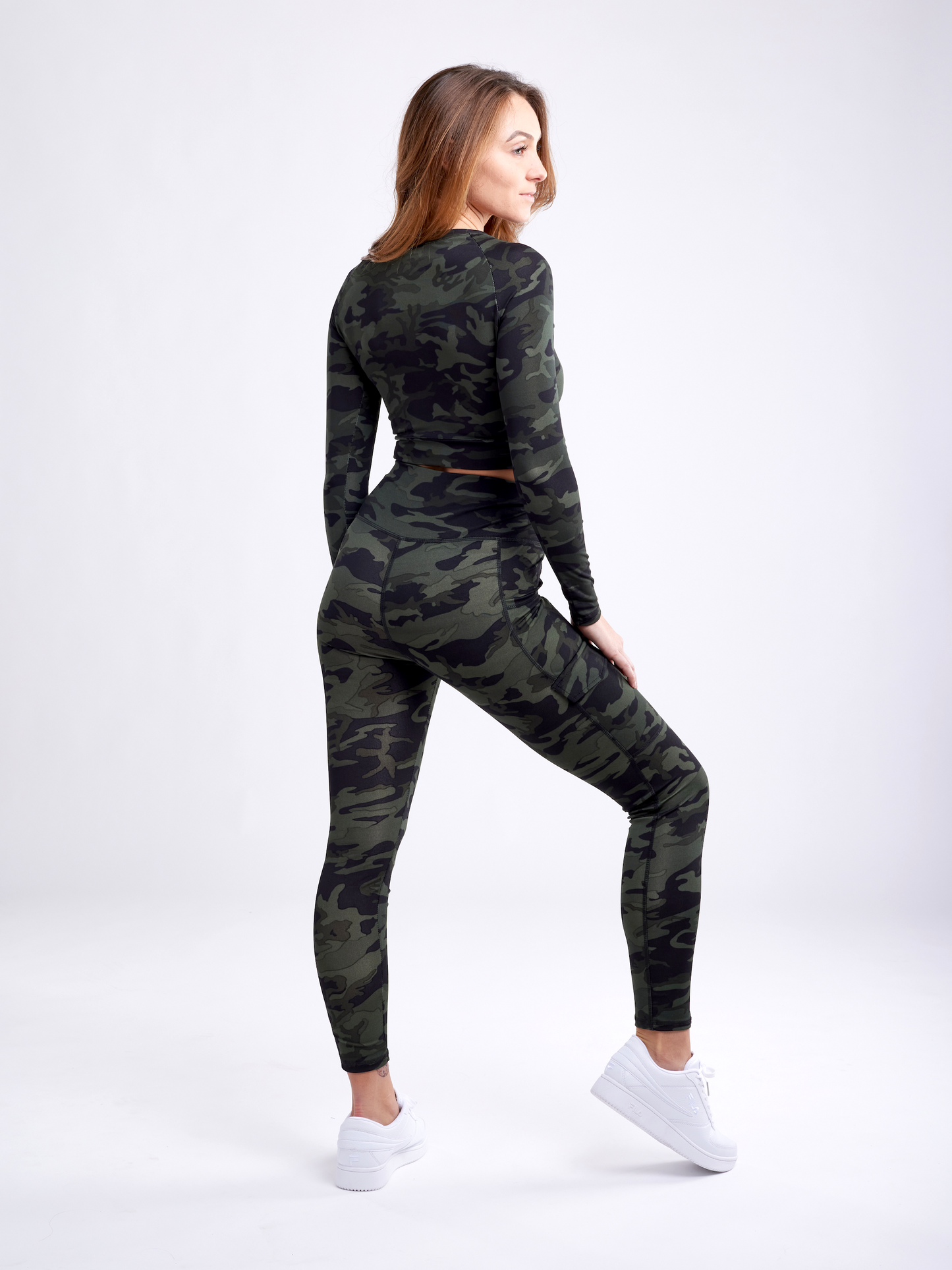 Long-Sleeve Crop Top | Women's Gym Wear - FitFlex