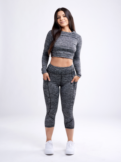 Long-Sleeve Crop Top | Women's Gym Wear - FitFlex