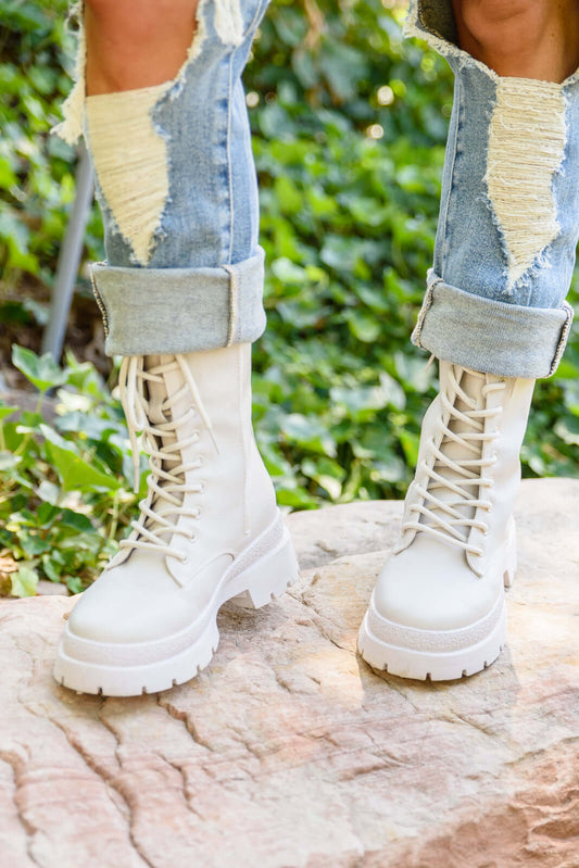 Autumn Feels Combat Boots | Seasonal Style & Durability - Trendify