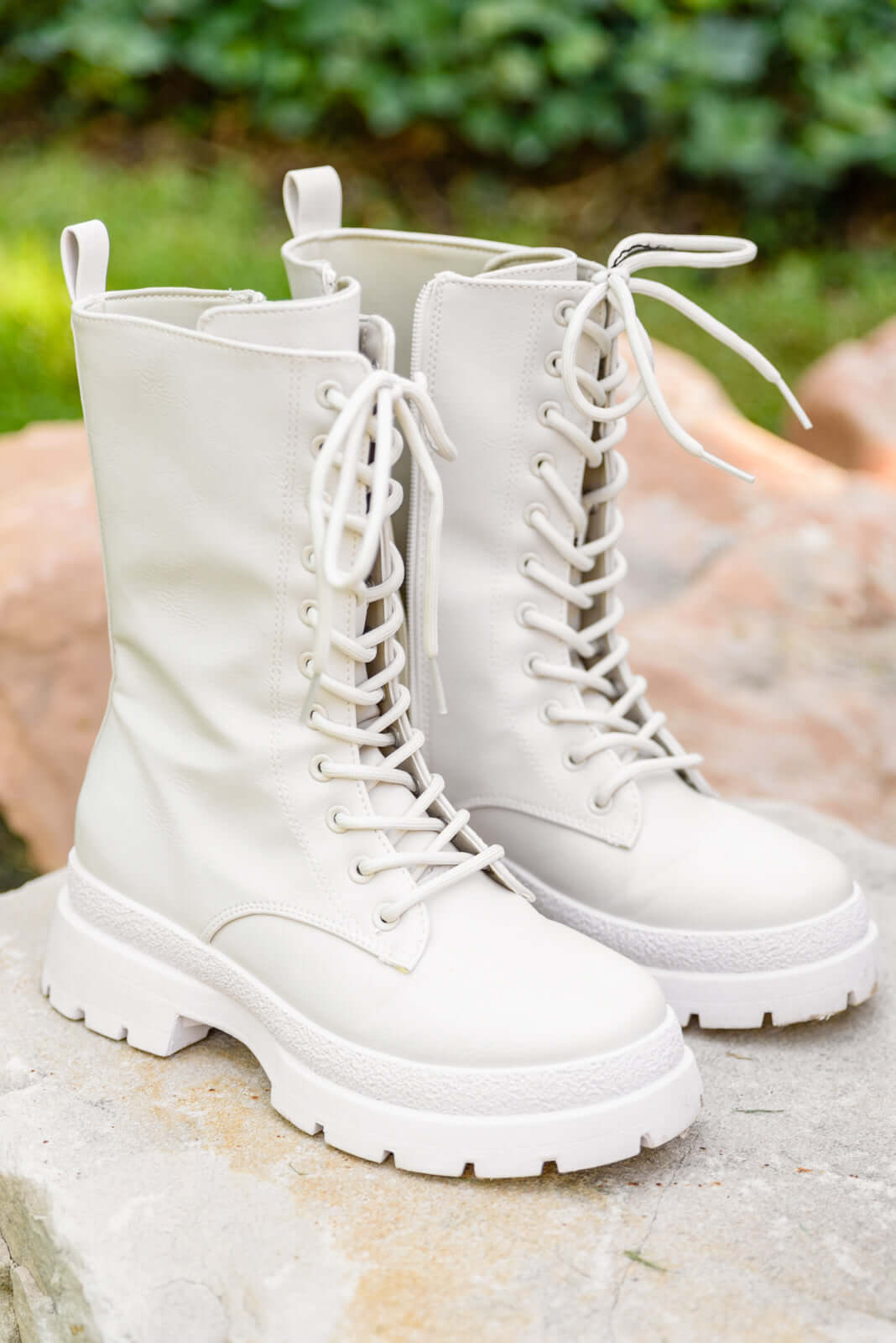 Autumn Feels Combat Boots | Seasonal Style & Durability - Trendify