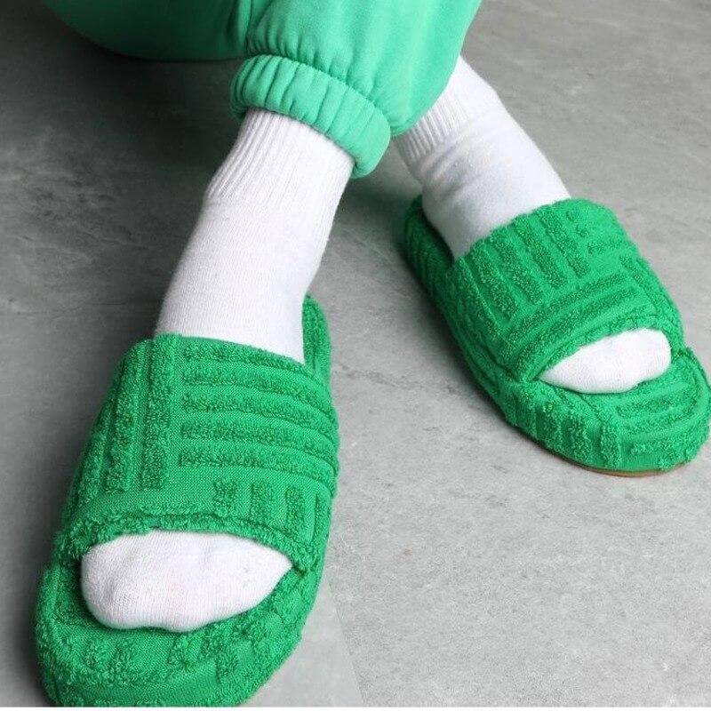 Comfort Leisure Beach Shoes - Flat Thick Furry Slippers for Women