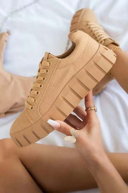 Platform Women Sneaker | Breathable Comfort | Trendy Style - Step-Up