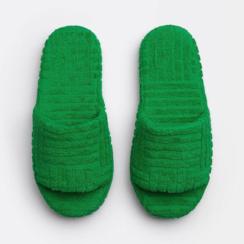 Comfort Leisure Beach Shoes - Flat Thick Furry Slippers for Women