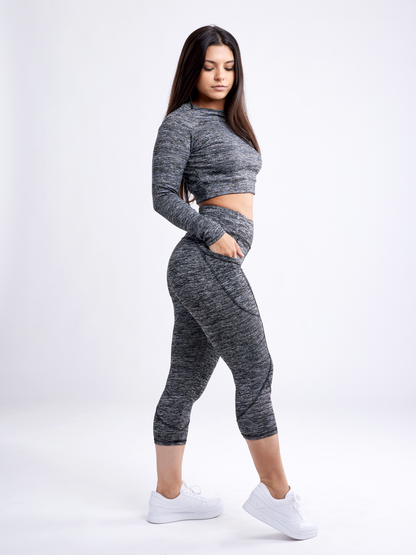 Long-Sleeve Crop Top | Women's Gym Wear - FitFlex